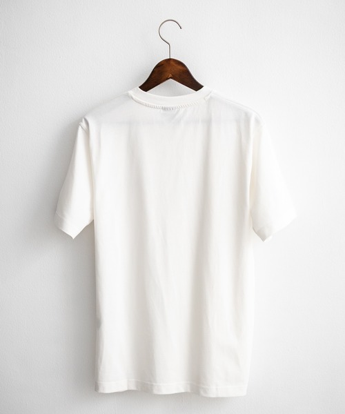❣️即完売　❣️今季もの　❣️新品　ミューズ　ドゥ　ロゴＴ　白Ｔ　半袖 セール】LOGOS 吸水速乾スパイラルヤーンワンポイントロゴ刺繍