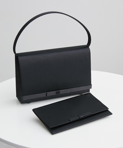Callarus Black Formal(カラルスブラックフォーマル)の「喪服・礼服|フォーマルバック・袱紗セット〔Callarus〕(ハンドバッグ・レディース・ブラック・FREE)」の7枚目の写真