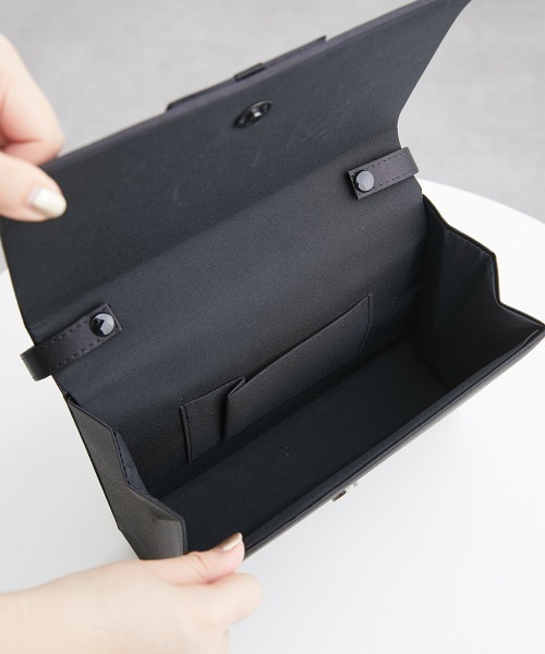 Callarus Black Formal(カラルスブラックフォーマル)の「喪服・礼服|フォーマルバック・袱紗セット〔Callarus〕(ハンドバッグ・レディース・ブラック・FREE)」の8枚目の写真