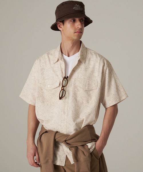 Eddie Bauer（エディーバウアー）の「マウンテン 半袖 シャツ（シャツ/ブラウス・メンズ・アイボリー/ダークオリーブ/オレンジ/ダークカーキ/パープル・M/L/XL/XXL/S）」の2枚目の写真