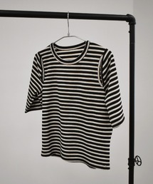 Reurie'（レウリィ）の「スリットショルダーボーダーリブトップス／slit shoulder border rib top 半袖 クルーネック 総柄 カジュアル モード グリーン 緑 アイボリー（Tシャツ/カットソー）」