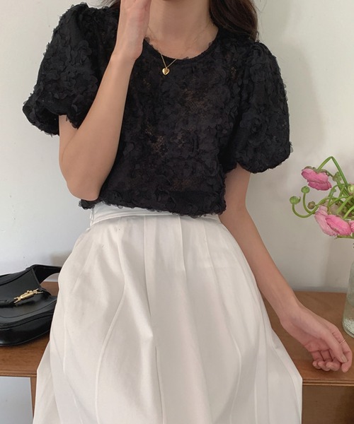 Lace Ladies(レースレディース)の「フラワー ジャガード クルーネック パフスリーブ プルオーバー(Tシャツ/カットソー・レディース・アイボリー/ブラック・FREE)」の4枚目の写真
