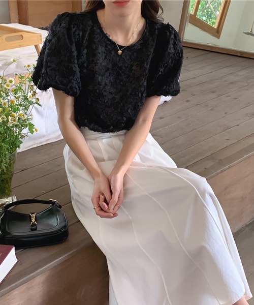 Lace Ladies(レースレディース)の「フラワー ジャガード クルーネック パフスリーブ プルオーバー(Tシャツ/カットソー・レディース・アイボリー/ブラック・FREE)」の5枚目の写真