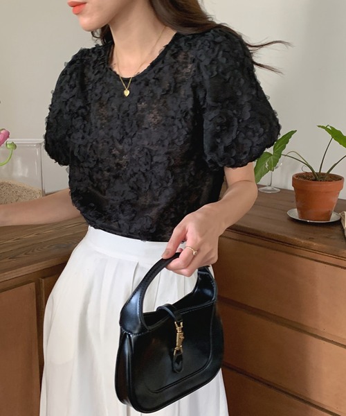 Lace Ladies(レースレディース)の「フラワー ジャガード クルーネック パフスリーブ プルオーバー(Tシャツ/カットソー・レディース・アイボリー/ブラック・FREE)」の6枚目の写真