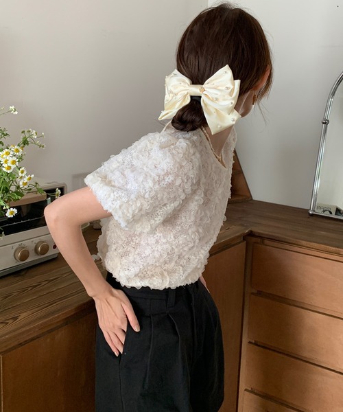 Lace Ladies(レースレディース)の「フラワー ジャガード クルーネック パフスリーブ プルオーバー(Tシャツ/カットソー・レディース・アイボリー/ブラック・FREE)」の12枚目の写真