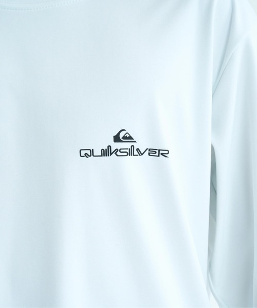 Quiksilver(クイックシルバー)の「DOUBLE LOGO LS YOUTH/クイックシルバーキッズバックロゴプリント長袖ラッシュガード(水着)(ラッシュガード・キッズ・ブラック/ホワイト・160/150/140/130)」の7枚目の写真