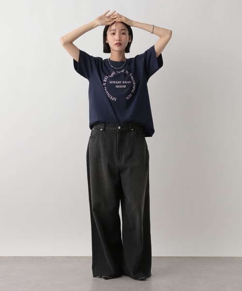 LOWRYS FARM（ローリーズファーム）の「シンプルロゴＴＥＥ　 328670（Tシャツ/カットソー・レディース・ブラック/ホワイト系その他/オフホワイト/ネイビー・FREE）」の22枚目の写真