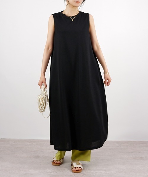 CLOTHY(クロシィ)の「【ふんわり広がるさらさら素材!】フクレノースリマキシワンピース(ワンピース・レディース・ブラウン/チャコールグレー/ブラック・MEDIUM)」の5枚目の写真