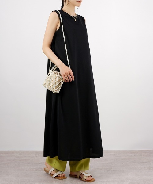 CLOTHY(クロシィ)の「【ふんわり広がるさらさら素材!】フクレノースリマキシワンピース(ワンピース・レディース・ブラウン/チャコールグレー/ブラック・MEDIUM)」の6枚目の写真