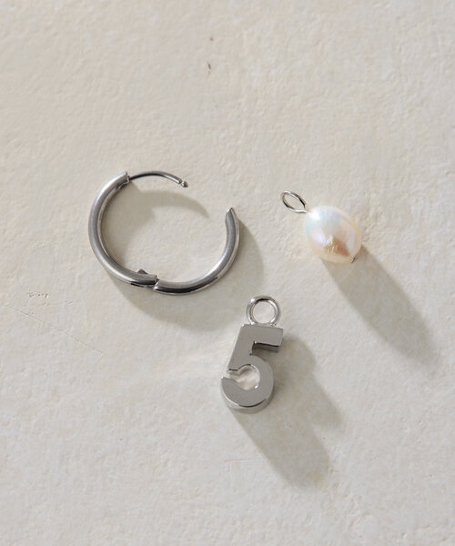 ear PAPILLONNER（イアパピヨネ）の「【beq pettina】モチーフ×淡水パールピアス（ピアス（両耳用）・レディース・シルバー・FREE）」の10枚目の写真
