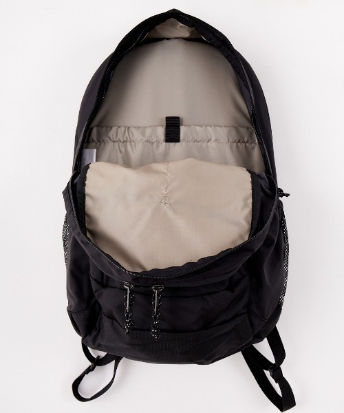 完売商品【WEB限定】[Columbia]ワンポイントロゴ 25L バックパック WEB限定】[Columbia/コロンビア] ワンポイントロゴ パナシーア