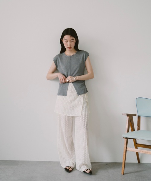 DRWCYS（ドロシーズ）の「サイドタックスリットトップス（ニット/セーター・レディース・グレー/アイボリー・FREE）」の12枚目の写真