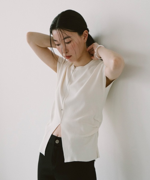 DRWCYS（ドロシーズ）の「サイドタックスリットトップス（ニット/セーター・レディース・グレー/アイボリー・FREE）」の17枚目の写真