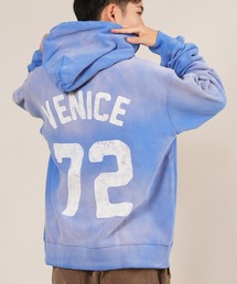 DEAR LAUREL（ディアローレル）の「DEAR LAUREL/ディアローレル パーカー/プルオーバー フロント/バックプリント D25F-1202（パーカー）」