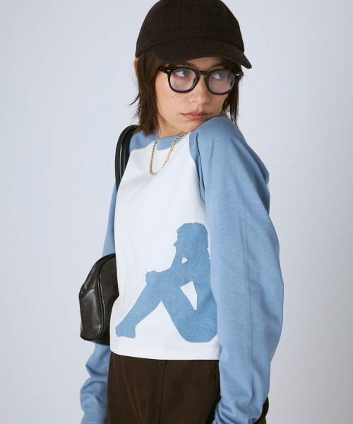 Kappa(カッパ)の「ラグラン長袖Tシャツ(Tシャツ/カットソー・レディース・ブルー/ホワイト・LARGE/MEDIUM/SMALL)」の1枚目の写真