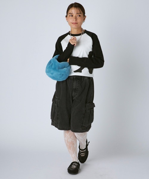 Kappa(カッパ)の「ラグラン長袖Tシャツ(Tシャツ/カットソー・レディース・ブルー/ホワイト・LARGE/MEDIUM/SMALL)」の21枚目の写真