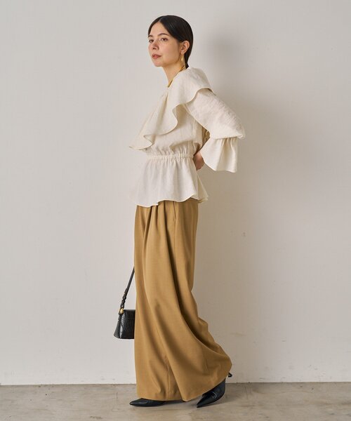 LOUNGEDRESS（ラウンジドレス）の「フリルペプラムブラウス（シャツ/ブラウス・レディース・オフホワイト/カーキ/ブラック・FREE）」の9枚目の写真