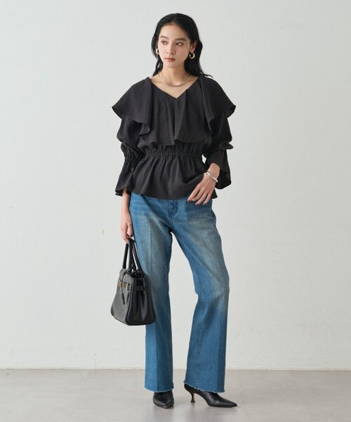 LOUNGEDRESS（ラウンジドレス）の「フリルペプラムブラウス（シャツ/ブラウス・レディース・オフホワイト/カーキ/ブラック・FREE）」の18枚目の写真