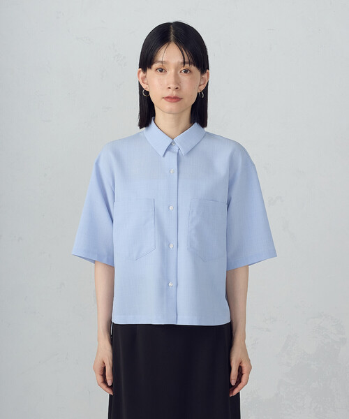 COMME CA ISM（コムサイズム）の「クロップド 半袖シャツ（シャツ/ブラウス・レディース・サックスブルー/ホワイト/チャコール・MEDIUM/LARGE）」の8枚目の写真