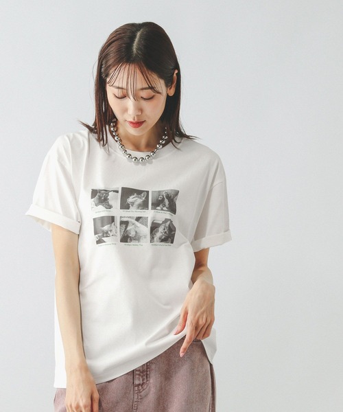 GLOBAL WORK(グローバルワーク)の「ヘビロッTEEアソートプリント/577891(Tシャツ/カットソー・レディース・ホワイト系1/ホワイト系2/ホワイト系3/ホワイト系5/ホワイト系4/スミクロ・MEDIUM/LARGE)」の11枚目の写真