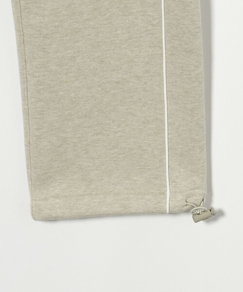FOG ESSENTIALS（エフオージーエッセンシャルズ）の「＜FEAR OF GOD ESSENTIALS＞リラックス スウェット パンツ（スウェットパンツ・メンズ・ライトグレー/ベージュ・S/L/M/XS）」の7枚目の写真