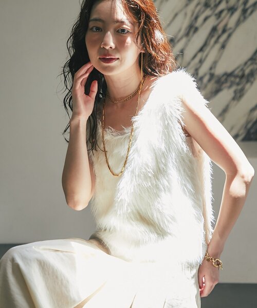 La boutique BonBon（ラブティックボンボン）の「【最強モテニット】ロングフェザー前後2WAYニットベスト（ベスト・レディース・ライトグレー/オフホワイト/ピンク・FREE）」の15枚目の写真