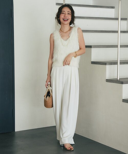 La boutique BonBon（ラブティックボンボン）の「【最強モテニット】ロングフェザー前後2WAYニットベスト（ベスト・レディース・ライトグレー/オフホワイト/ピンク・FREE）」の17枚目の写真