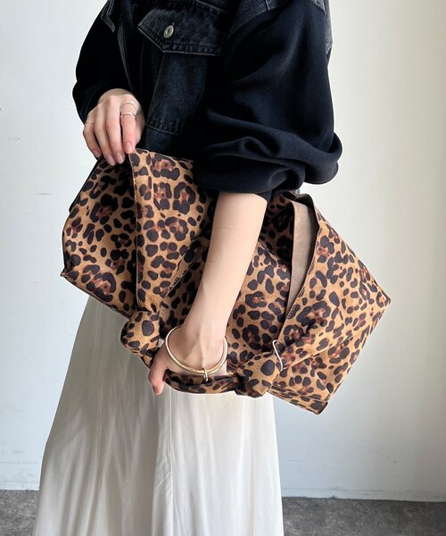 DouDou（ドゥドゥ）の「【WEB限定】ワンショルダーバッグ（ショルダーバッグ・レディース・ベージュ/ブラウン/ブラック/シルバー・FREE）」の13枚目の写真