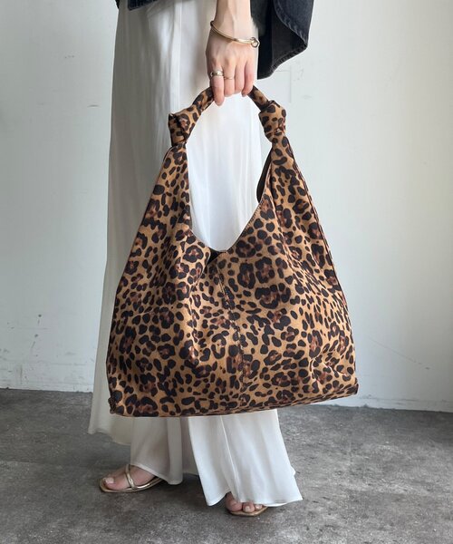 DouDou（ドゥドゥ）の「【WEB限定】ワンショルダーバッグ（ショルダーバッグ・レディース・ベージュ/ブラウン/ブラック/シルバー・FREE）」の14枚目の写真