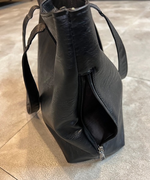 Evo+Revo(エボレボ)の「“上品レザー見えで大人映え” トートバッグ(トートバッグ・メンズ・ブラウン/モカ/ブラック・FREE)」の19枚目の写真