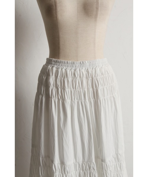 &. NOSTALGIA（アンドドットノスタルジア）の「シャーリングティアードスカート（スカート・レディース・オフホワイト/ブラック・M）」の17枚目の写真
