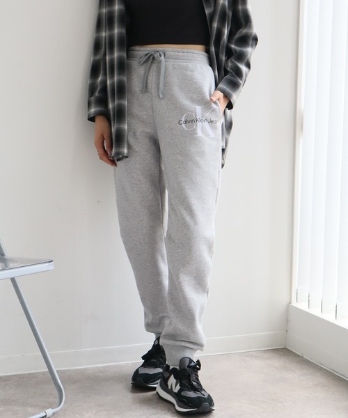 Calvin Klein(カルバン・クライン)の「【Calvin Klein/カルバンクライン】 MONOGRAM FLEECE JOGGER/モノグラム プリント スウェットジョガーパンツ(スウェットパンツ・メンズ・ブラック/ヘザーグレー・S/M/L/XL)」の20枚目の写真