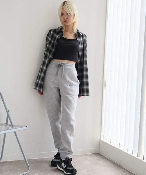 Calvin Klein(カルバン・クライン)の「【Calvin Klein/カルバンクライン】 MONOGRAM FLEECE JOGGER/モノグラム プリント スウェットジョガーパンツ(スウェットパンツ・メンズ・ブラック/ヘザーグレー・S/M/L/XL)」の21枚目の写真
