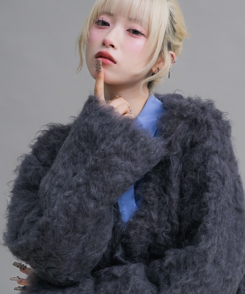 17HR(セブンティーンアワーズ)の「ミックスシャギーニットカーディガン(カーディガン/ボレロ・レディース・チャコールグレー/ブルー・FREE)」の20枚目の写真