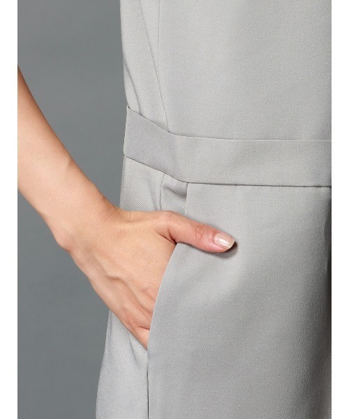 CIS.（シス）の「CIS． スカルプテッドオールインワン ウォッシャブル ストレッチ 無地（つなぎ/オールインワン・レディース・ブラック/グレー/ベージュ・34(5号)/36(7号)/38(9号)/40(11号)）」の14枚目の写真