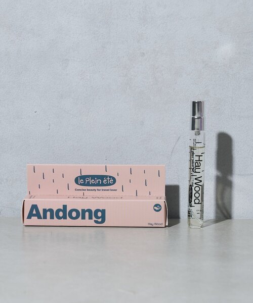 BIRTHDAY BAR（バースデイバー）の「Le Plein ete　オードトワレ 10ml（香水・レディース・ブラック/パープル/レッド/ピンク/イエロー/オレンジ/グリーン/サンドベージュ・0）」の2枚目の写真