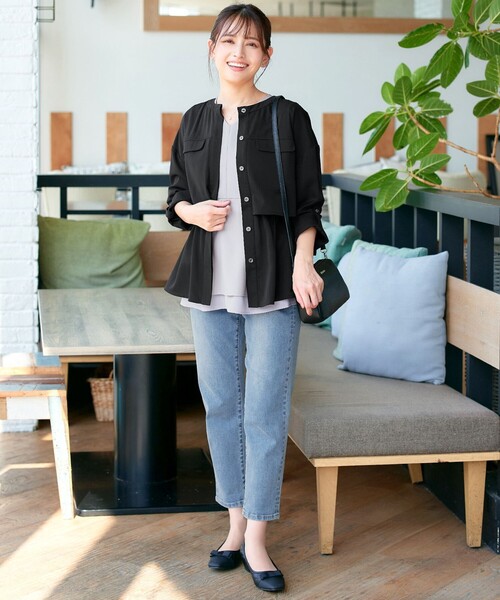 Tiaclasse（ティアクラッセ）の「レイヤードヘムペプラムブラウス（シャツ/ブラウス・レディース・ネイビー/グレイッシュベージュ/オフホワイト・S/M/L）」の10枚目の写真