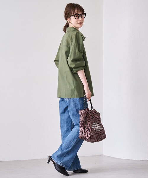 coen（コーエン）の「【イージーケア】フィールドシャツジャケット（シャツ/ブラウス・レディース・オリーブ/モカ/ナチュラル・L/M）」の21枚目の写真