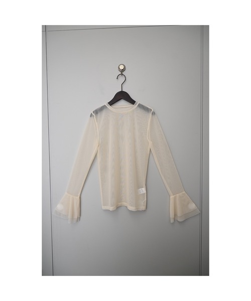 r.(アールドット)の「フレアスリーブ シアートップス(Tシャツ/カットソー・レディース・オフホワイト/ブラック/アイボリー・FREE)」の7枚目の写真