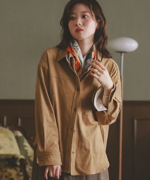 le.coeur blanc(ルクールブラン)の「リバーフェイクスエードオーバーシャツ(シャツ/ブラウス・レディース・キャメル/ベージュ・38)」の19枚目の写真