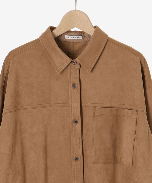le.coeur blanc(ルクールブラン)の「リバーフェイクスエードオーバーシャツ(シャツ/ブラウス・レディース・キャメル/ベージュ・38)」の7枚目の写真