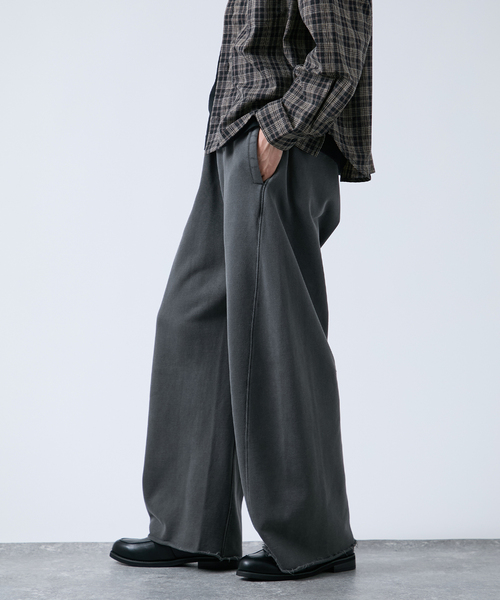 B.C STOCK（ベーセーストック）の「3D BAGGY スウェットパンツ（スウェットパンツ・メンズ・ブラック/アイボリー/グレー/チャコールグレー・LARGE/MEDIUM）」の6枚目の写真