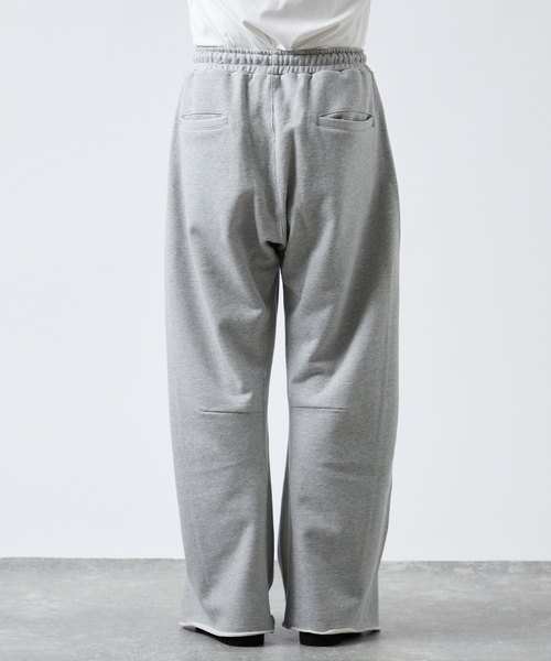 B.C STOCK（ベーセーストック）の「3D BAGGY スウェットパンツ（スウェットパンツ・メンズ・ブラック/アイボリー/グレー/チャコールグレー・LARGE/MEDIUM）」の20枚目の写真