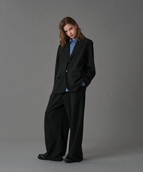 ONCILY（オンシェリー）の「【SET UP可能】TWO-TUCK BAGGY SLACKS / ツータックバギースラックス（スラックス・メンズ・ブラック/ネイビー/ブラウン系その他/ブラック系その他・LARGE/MEDIUM/SMALL）」の15枚目の写真