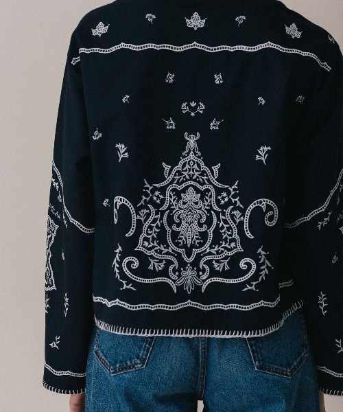 CREDONA(クレドナ)の「VENEZIA LACE BLOUSE/ヴェネツィアレースブラウス(シャツ/ブラウス・レディース・ネイビー/ホワイト・FREE)」の7枚目の写真