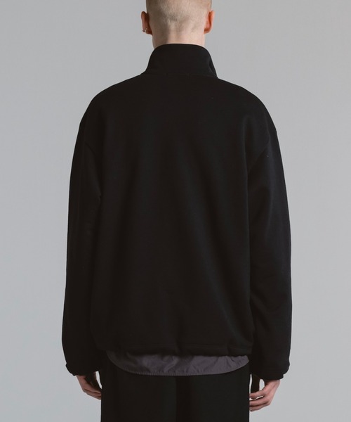 CINOH（チノ）の「HELENE SWEAT HALF ZIP PULLOVER（スウェット・メンズ・グレー/ブラック・46/44）」の13枚目の写真
