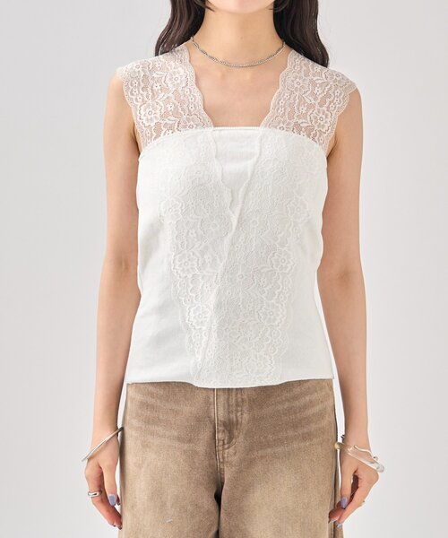 Christina Seewald ホワイト タンクトップ Christina Seewald ホワイト タンクトップ Christina Seewald ホワイト