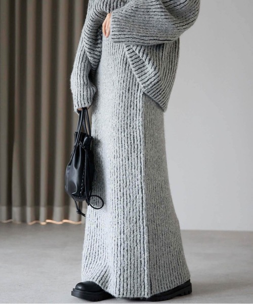 pocket（ポケット）の「畦編みニットナロースカート（スカート・レディース・グレー/ブルー/ブラウン・FREE）」の5枚目の写真