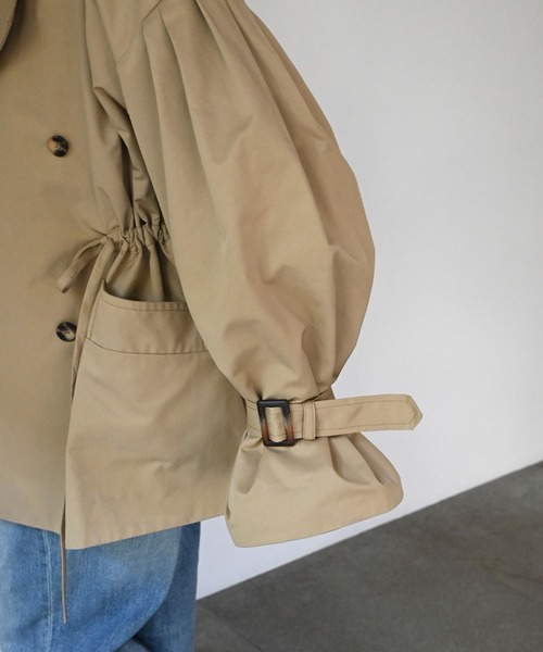 WILLFULLY（ウィルフリー）の「waist gather middle trench coat（トレンチコート・レディース・タン/スモーク・FREE）」の3枚目の写真