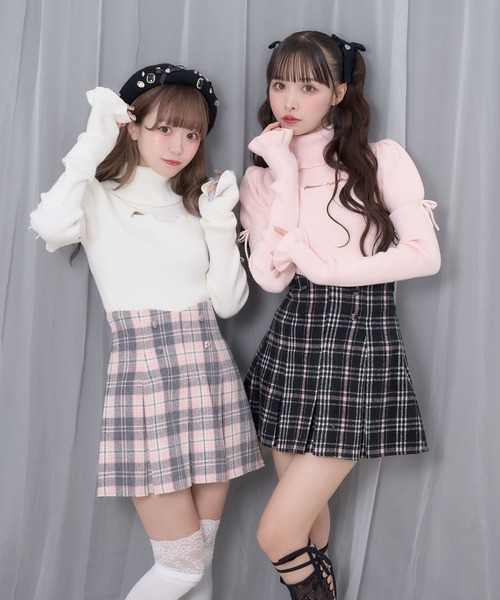 Honey Cinnamon(ハニーシナモン)の「カットアウトラインストーンタートルニット(ニット/セーター・レディース・ブラック/ホワイト/ピンク・FREE)」の18枚目の写真